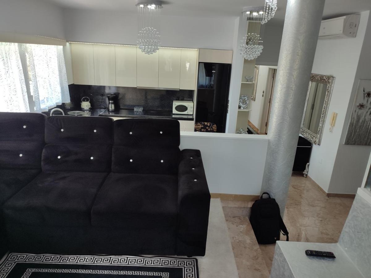 Ixian House Apartment ภายนอก รูปภาพ