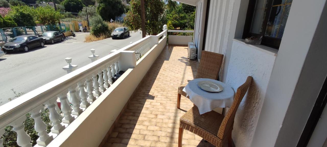 Ixian House Apartment ภายนอก รูปภาพ