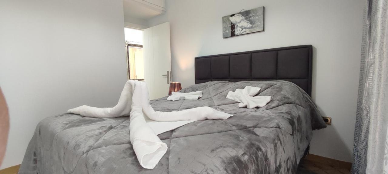 Ixian House Apartment ภายนอก รูปภาพ