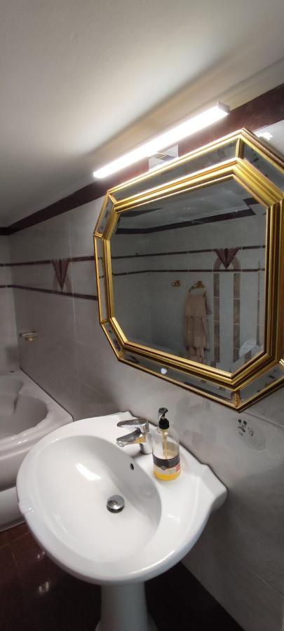 Ixian House Apartment ภายนอก รูปภาพ